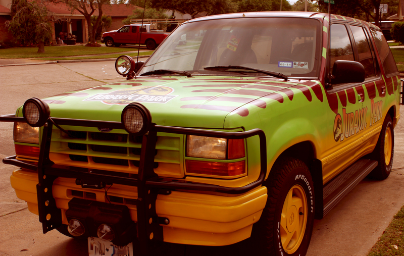 Illustration for article titled How To Build A Painstakingly Perfect Jurassic Park Ford Explorer